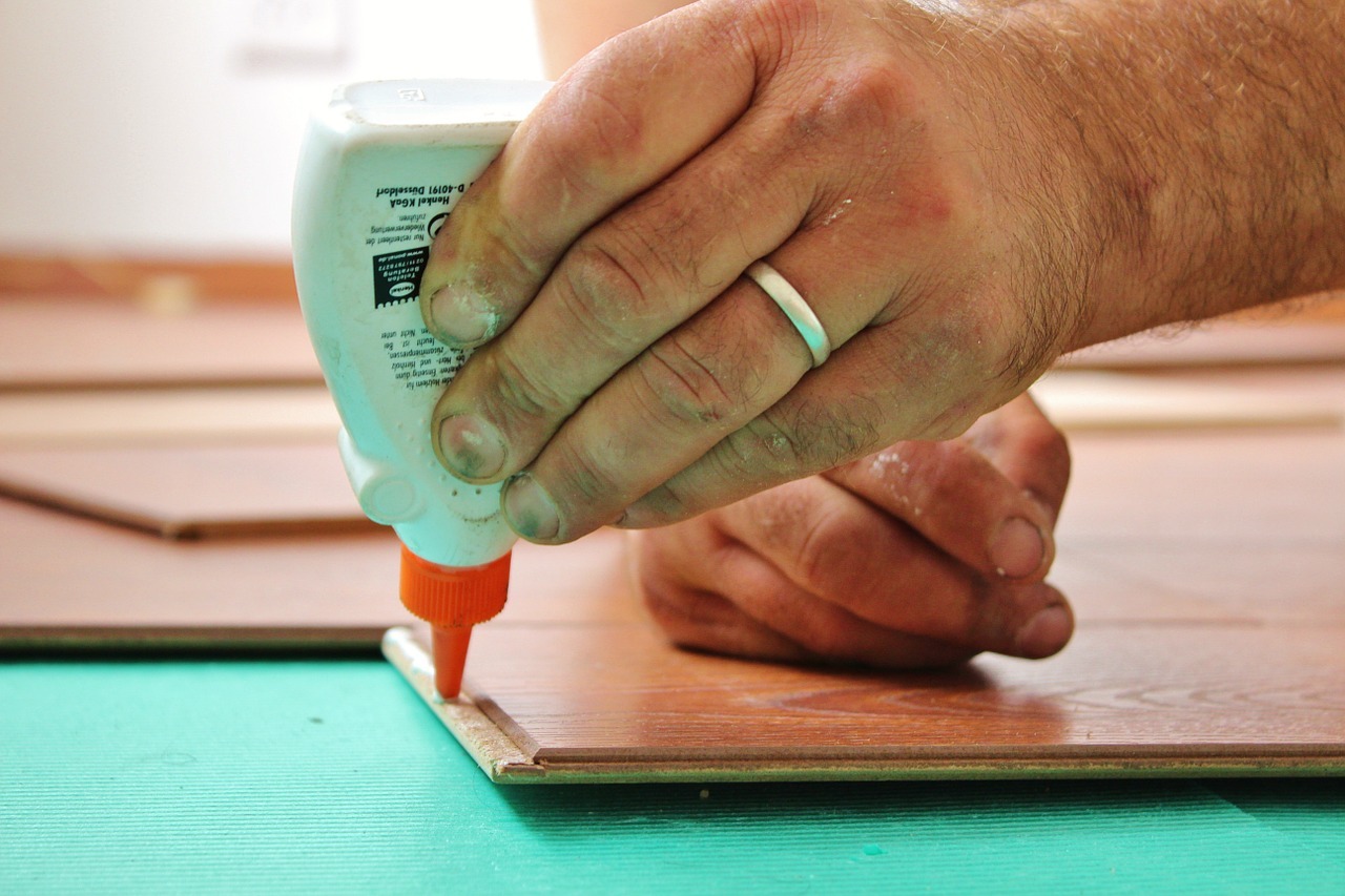 Laminat verlegen ist eine anspruchsvolle Arbeit