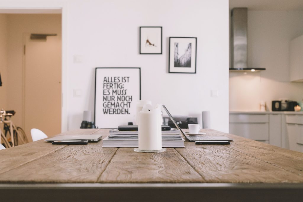 » Welche Bilder im Büro aufhängen? – Tipps und Ideen